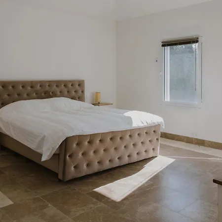 Desteny Villa *